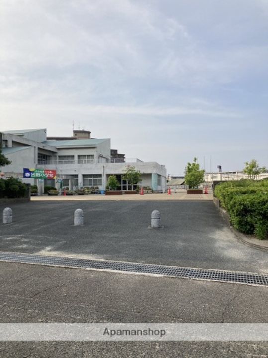 サンバード春日の周辺