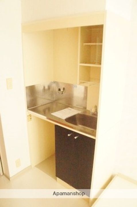 福岡県春日市下白水北1丁目の賃貸アパートの内装