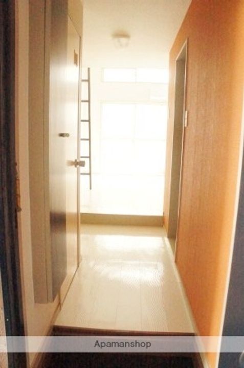 福岡県春日市下白水北1丁目の賃貸アパートの内装