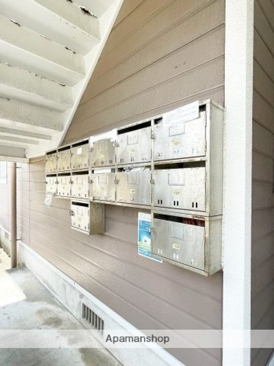 福岡県春日市下白水北1丁目の賃貸アパートの外観