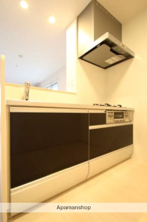 福岡県福岡市博多区麦野3丁目の賃貸アパートのキッチン