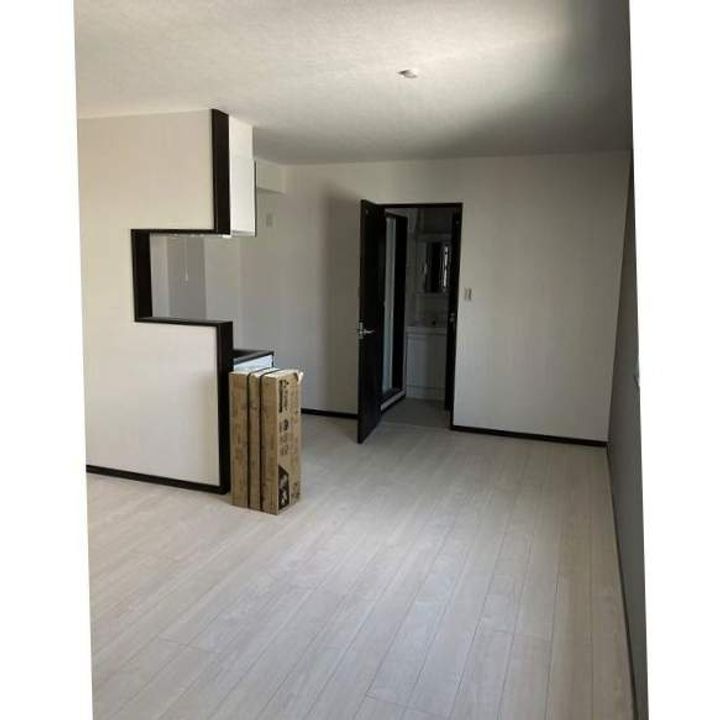 コートスタイル二日市Ⅱの居間