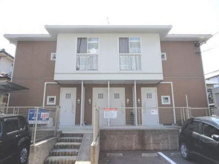 福岡県春日市弥生7丁目の賃貸アパートの外観