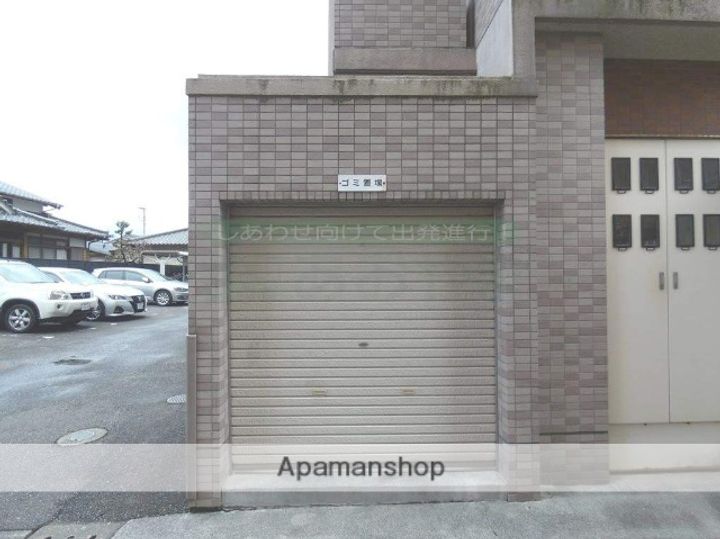 福岡県筑紫野市湯町3丁目の賃貸マンションの外観