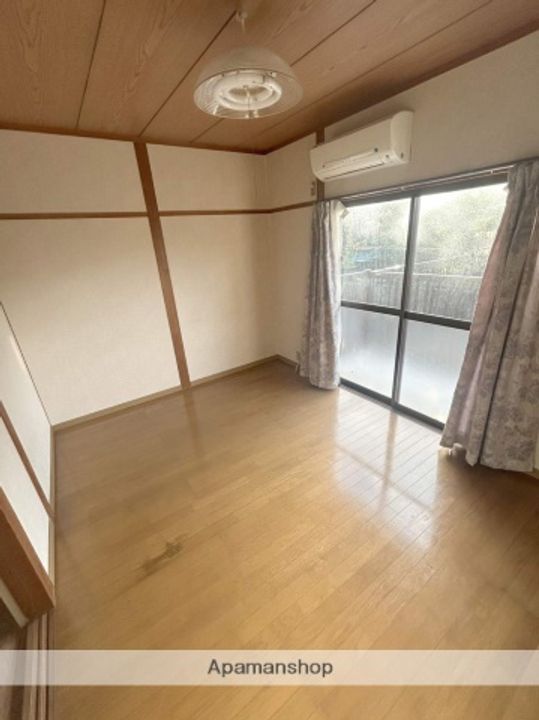 サンジュリーの内装