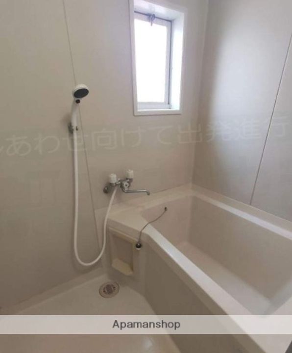 福岡県筑紫野市紫2丁目の賃貸アパートの風呂