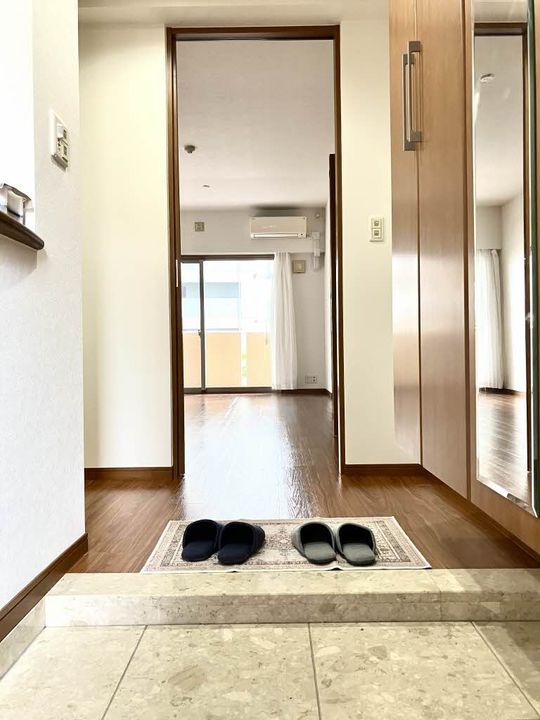 福岡県糟屋郡志免町別府西2丁目の賃貸マンションの玄関