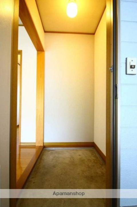 福岡県小郡市津古の賃貸アパートの内装