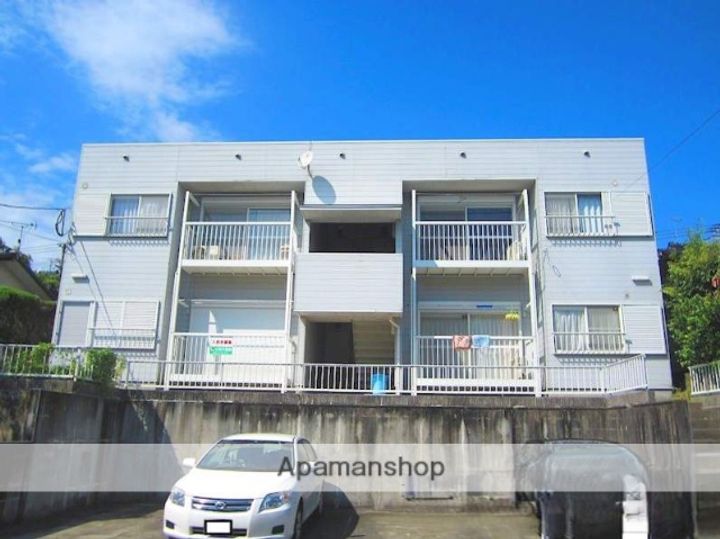 福岡県小郡市津古の賃貸アパートの外観