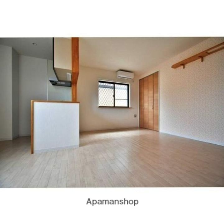 福岡県小郡市三沢の賃貸アパートの居間