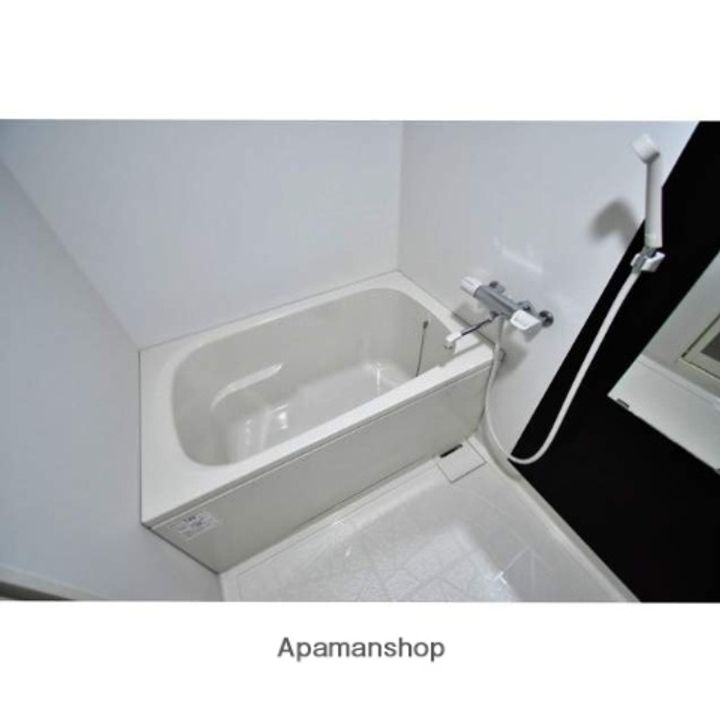 福岡県小郡市三沢の賃貸アパートの風呂