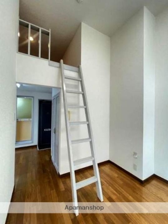 福岡県筑紫野市二日市北1丁目の賃貸アパートの内装