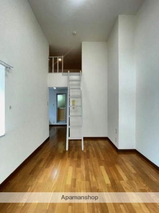 福岡県筑紫野市二日市北1丁目の賃貸アパートの内装