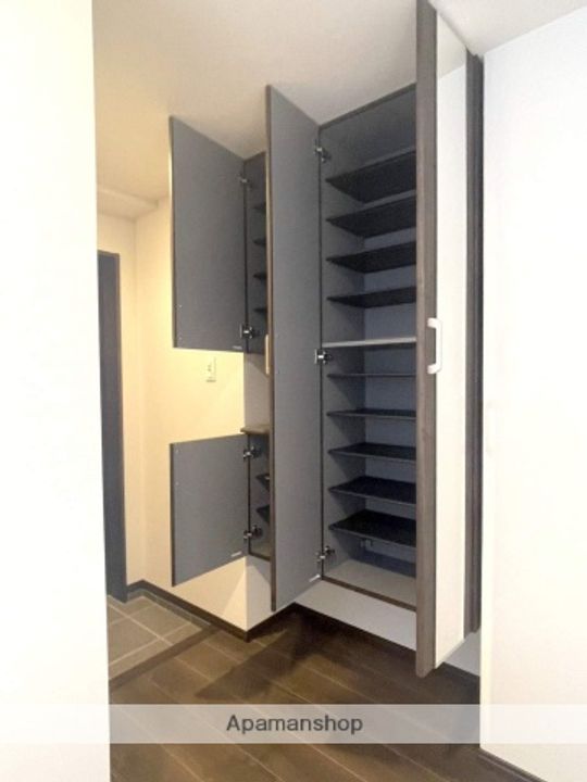 ARISTA SHIRAKIBARUの内装