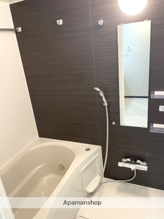 ARISTA SHIRAKIBARUの風呂