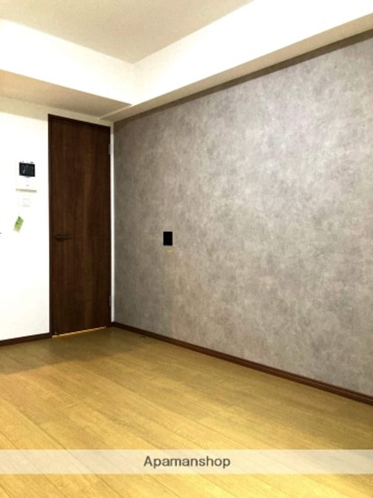 ARISTA SHIRAKIBARUの居間