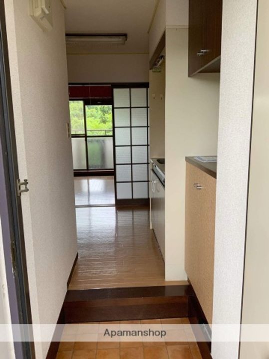 マーメイド壱番館の玄関