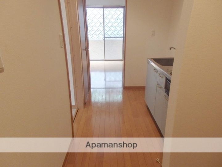 コーポ日の里の内装