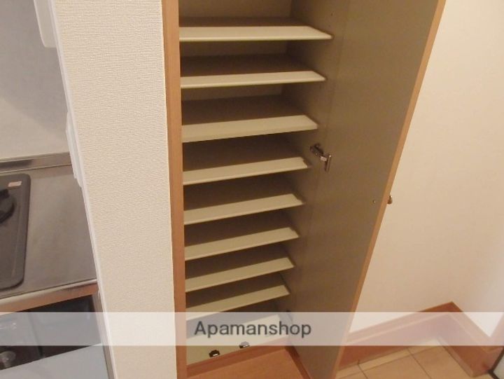 コーポ日の里の内装