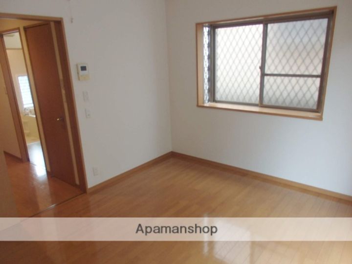 コーポ日の里の内装