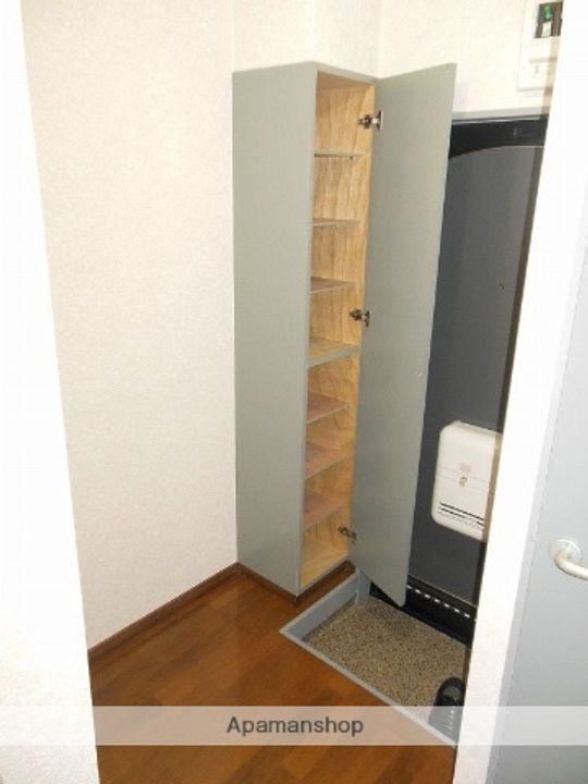 アールグレイ和白東の玄関