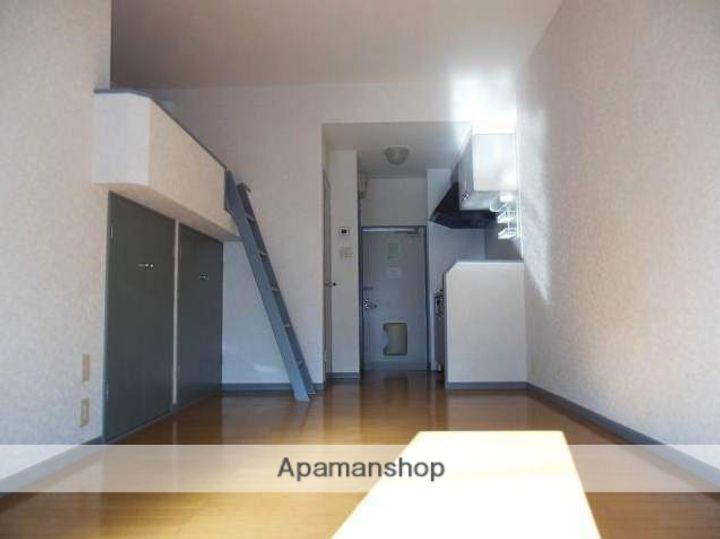 ソフィア香椎東の玄関