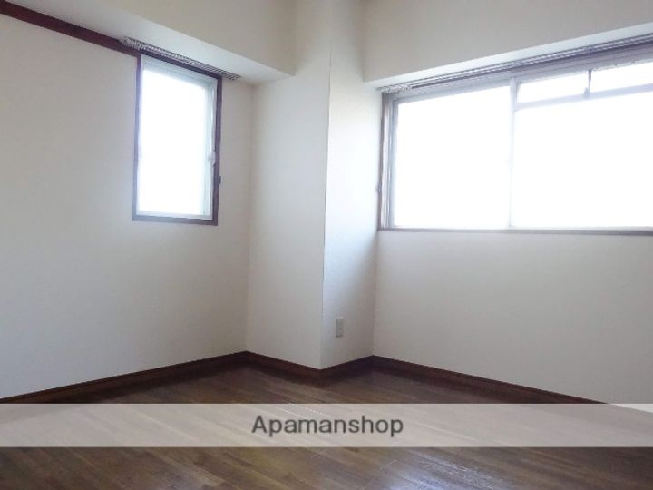 シュライン参道の居間