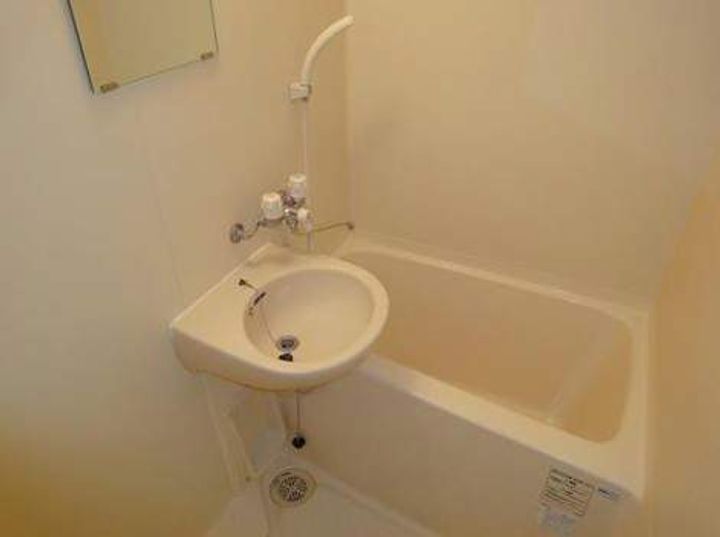 ギャラン文教の内装