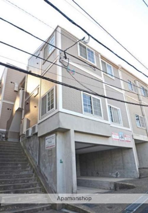 エムビル香椎参道A棟の外観
