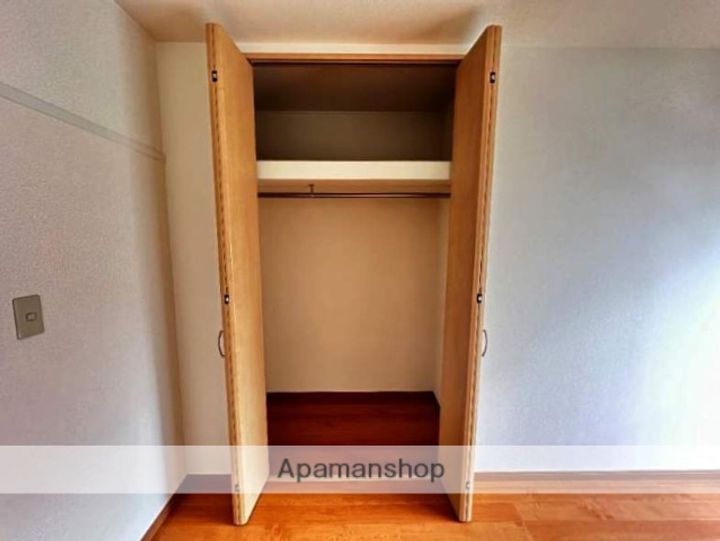 プチメゾーン唐原の内装