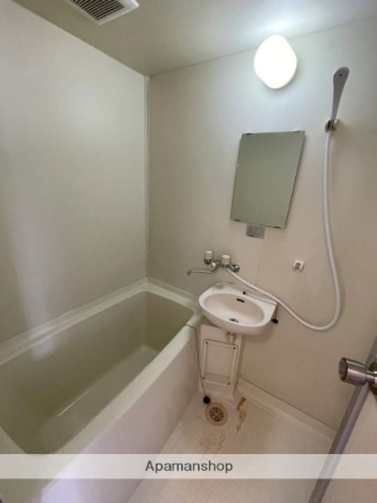 プレアール三苫Ⅱ212の風呂