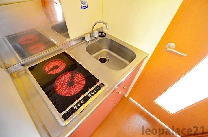レオパレス若木台のキッチン