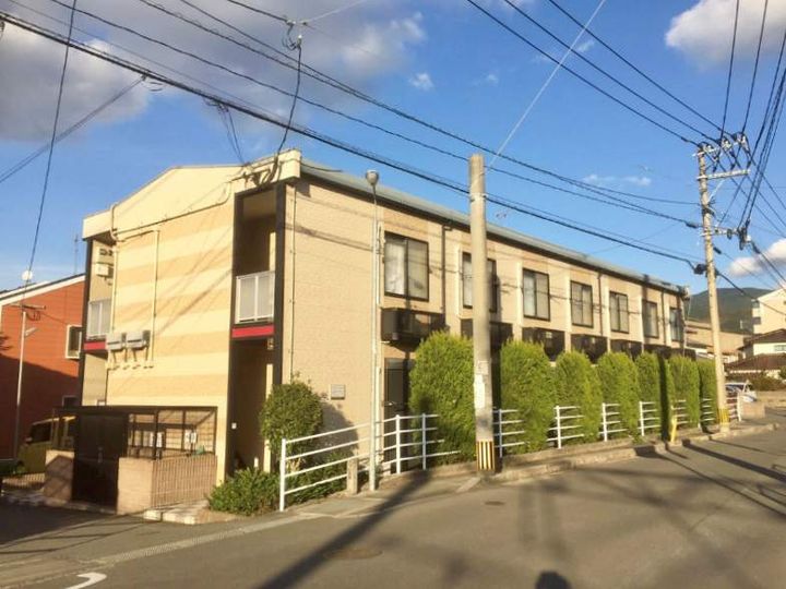 レオパレスウィング篠栗の外観