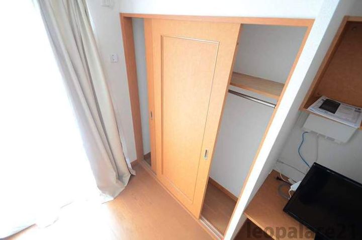 レオパレスTRNヒルズの内装