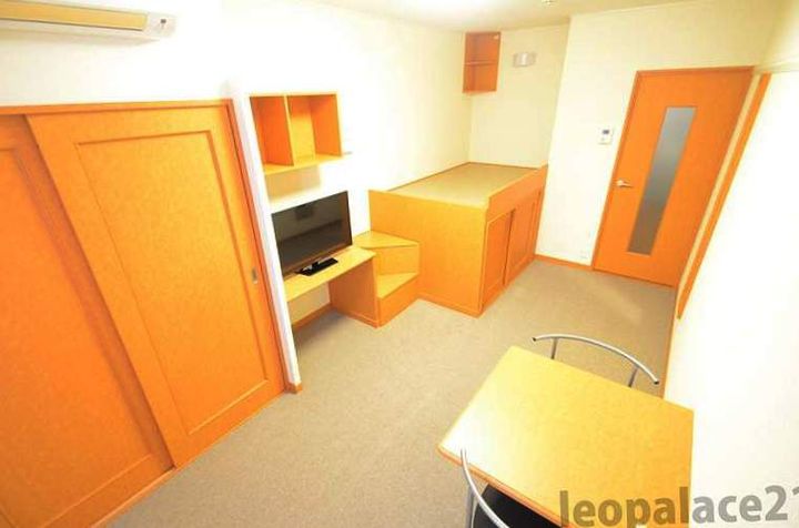 レオパレスTRNヒルズの内装