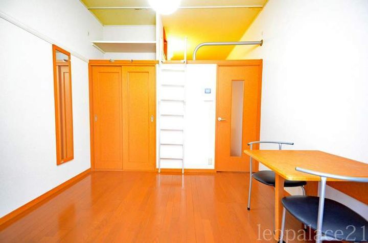 レオパレス楠の風102の内装