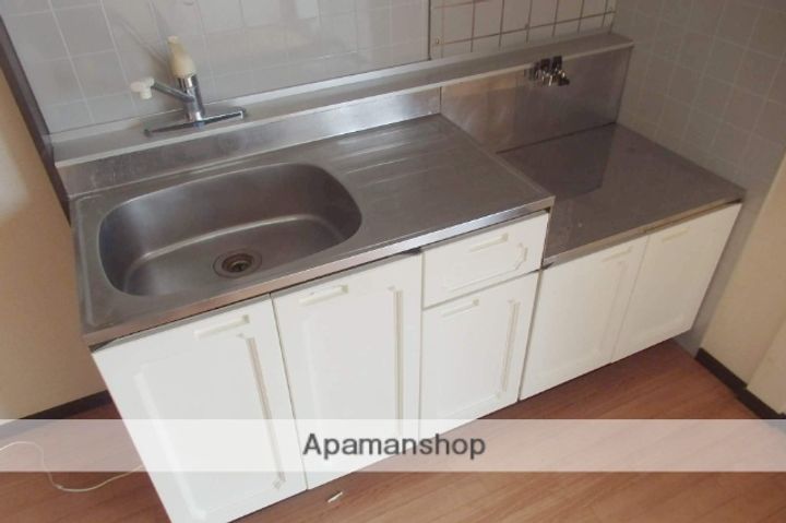 丸昭第2ビルの内装