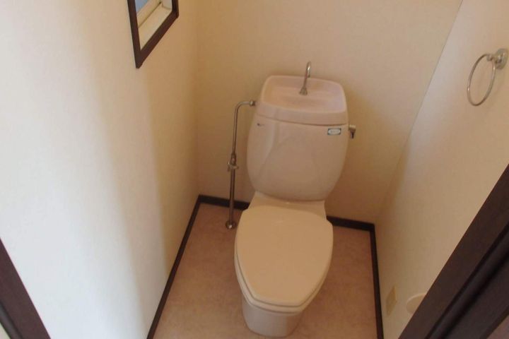 丸昭第2ビルの内装