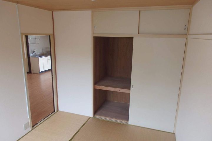 丸昭第2ビルの内装