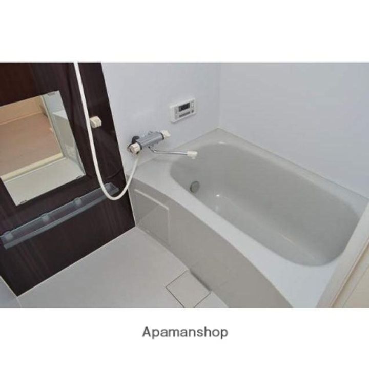 福岡県福岡市東区箱崎4丁目の賃貸アパートの風呂