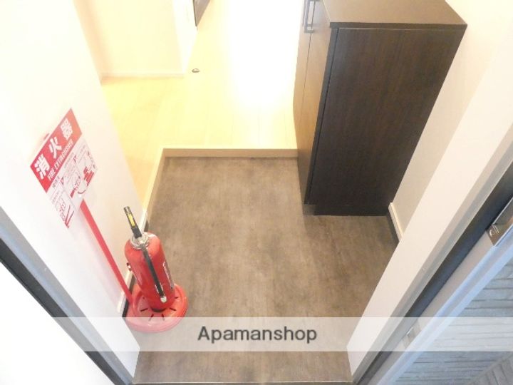 TAISHOKAN THE APARTMENTの玄関