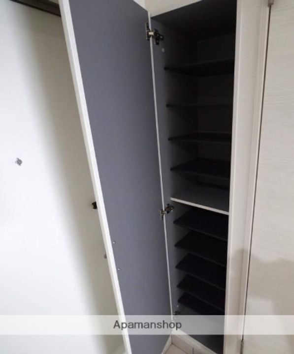 福岡県福岡市東区原田1丁目の賃貸アパートの内装