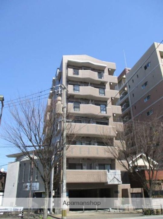 グランシャリオ箱崎の外観