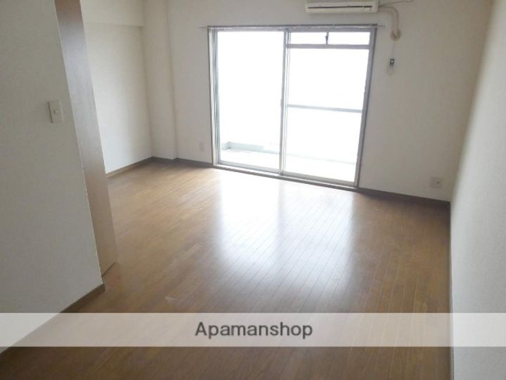 福岡県福岡市東区二又瀬新町の賃貸マンションの居間