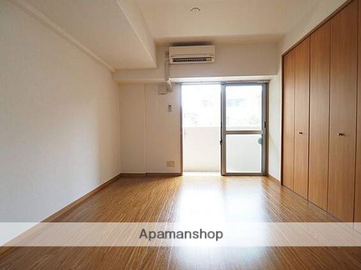 福岡県福岡市東区箱崎3丁目の賃貸マンションの内装
