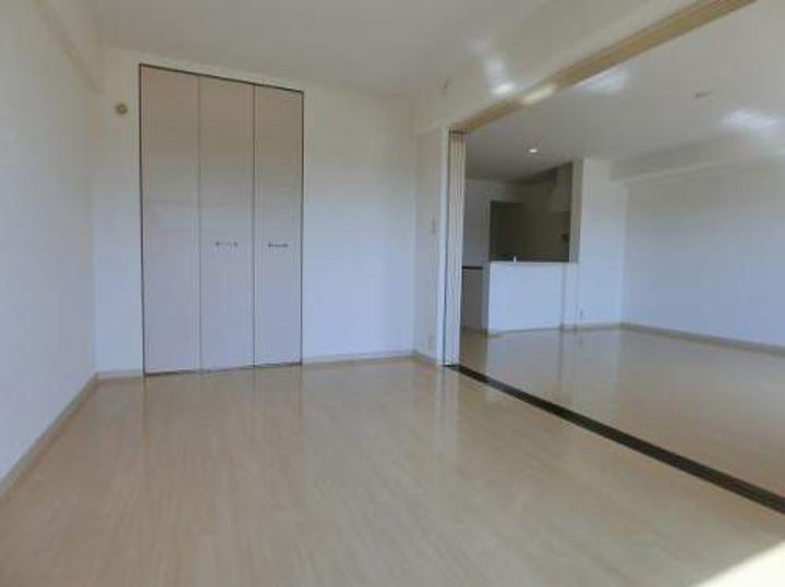 メゾン・フルールの居間