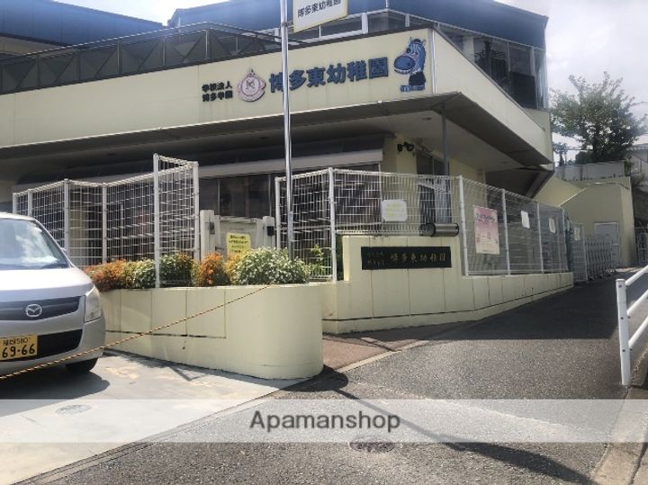 ジンフィールド福工大前の周辺