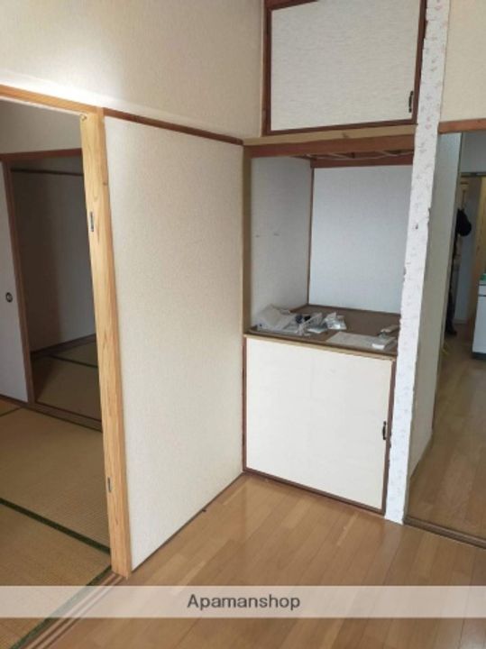 多の津ビルの内装