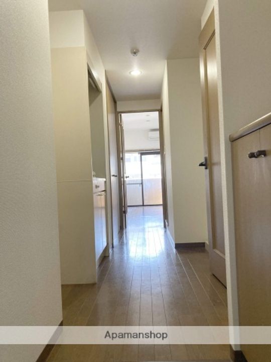 福岡県福岡市東区箱崎1丁目の賃貸マンションの内装