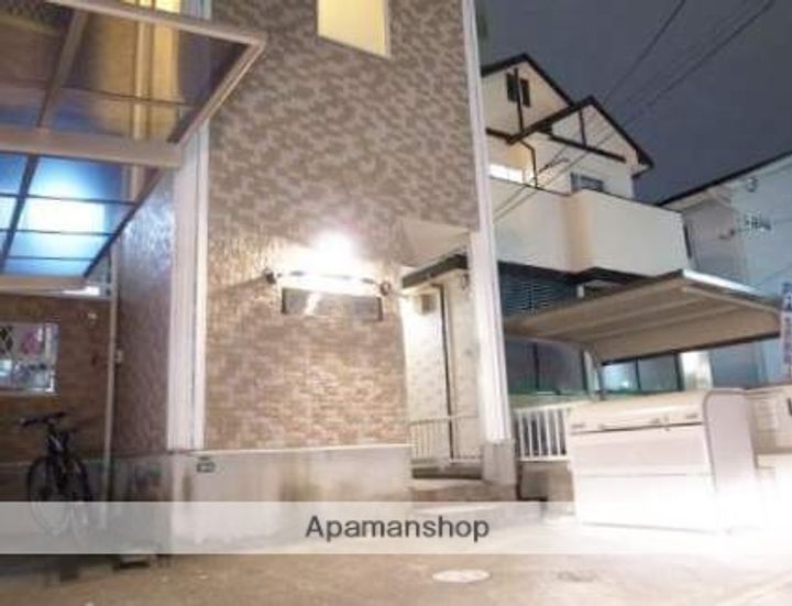 福岡県福岡市東区馬出1丁目の賃貸アパートの外観